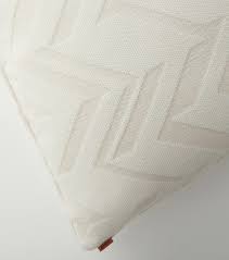 Alternative view of Orme Cushion
