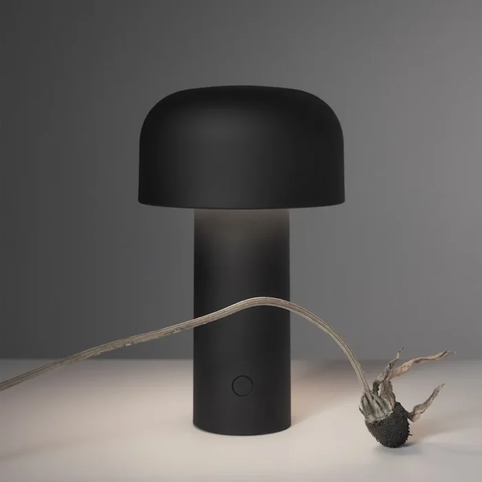Bellhop oppladbar bordlampe fra Flos - Bilde 6