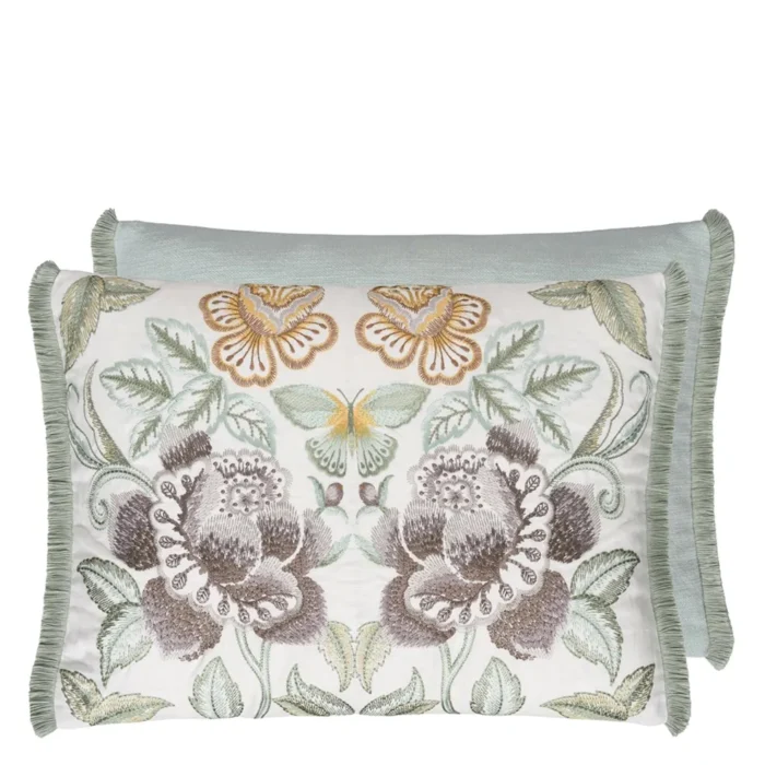 Isabella Embroidered Cameo Linen pyntepute 60x45