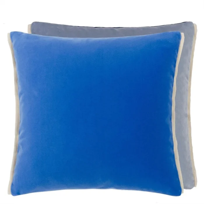 Varese Cerulean & Sky Velvet pyntepute 43x43
