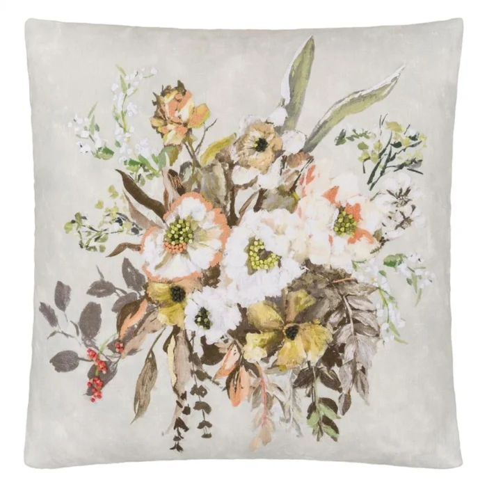 Margaretta Sepia Embroidered Linen Cushion 55x55 - Bilde 4