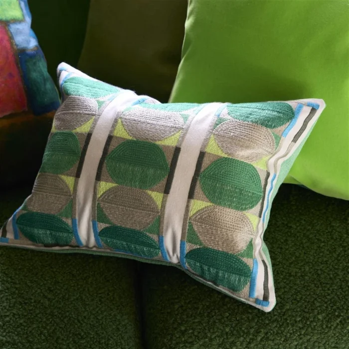Kushime Emerald Embroidered Cotton cushion, 40x30 - Bilde 2